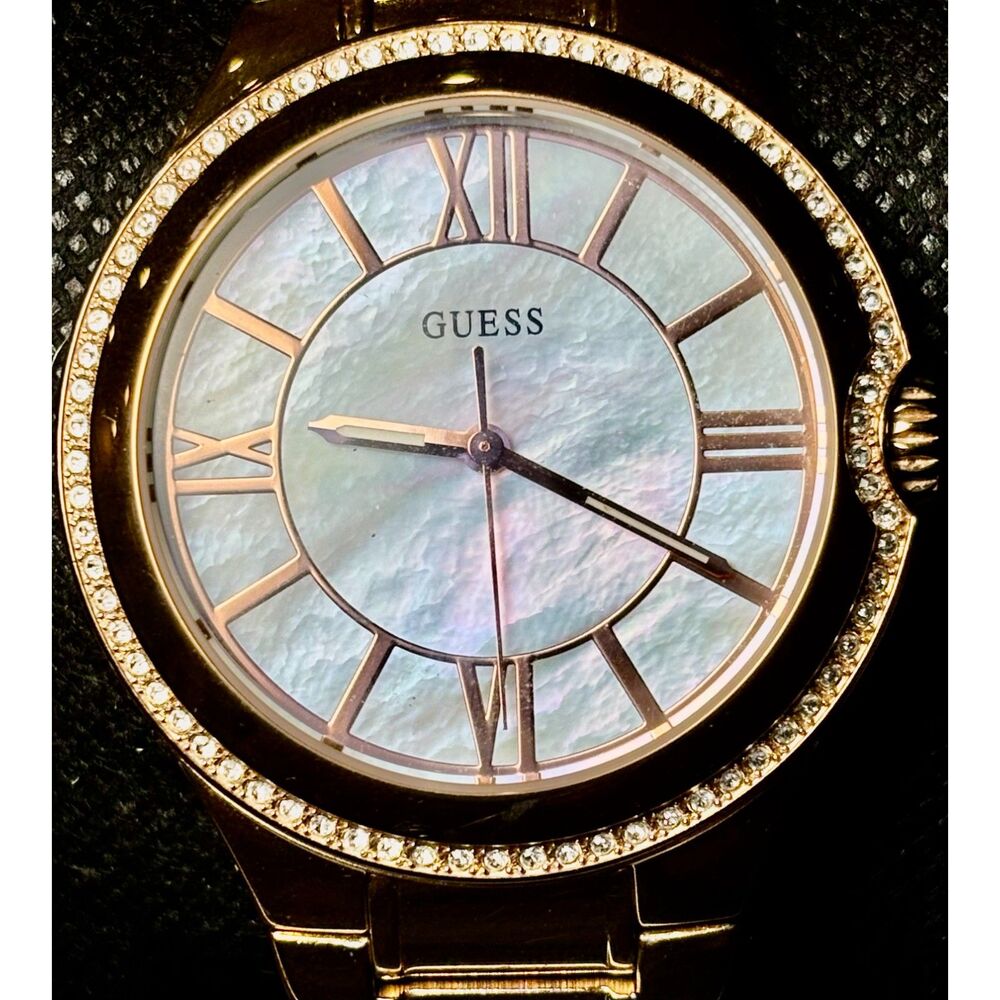 Stunning Guess Moonbeam (W15077L1) Rose Gold Ladies Watch
